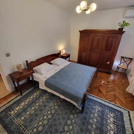 Studio Apartman Мельине Экстерьер фото
